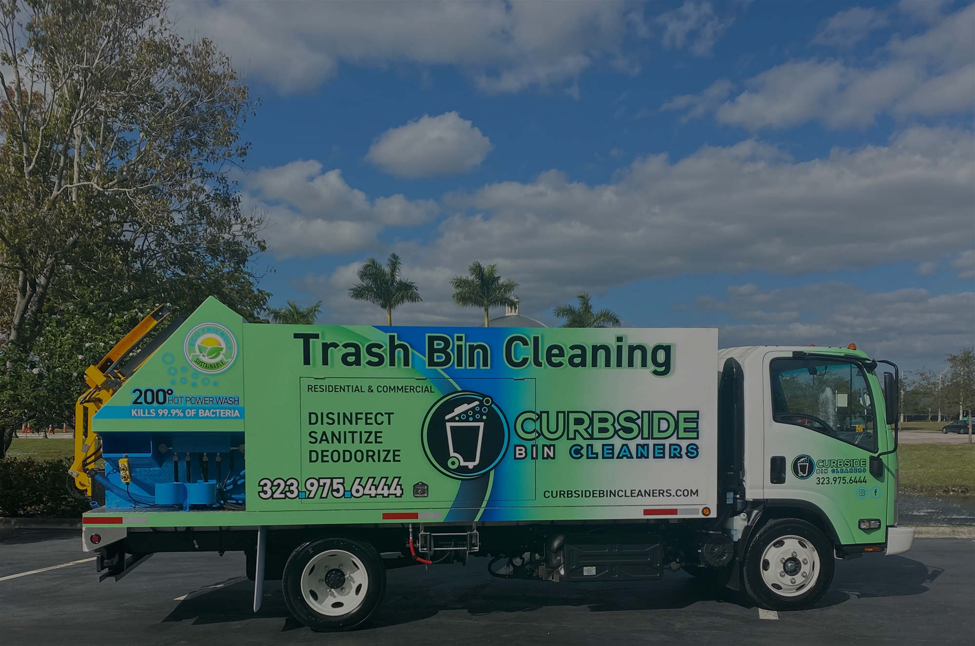 https://www.curbsidebincleaners.com/images/Curbside-Banner.jpg